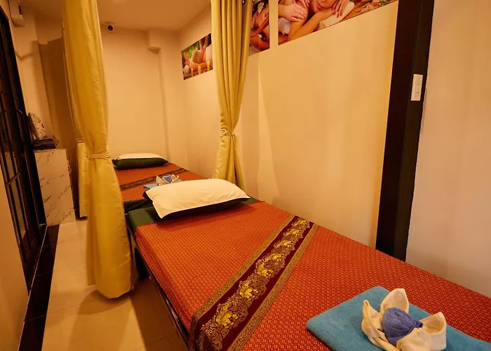 Rose Apple Hotel